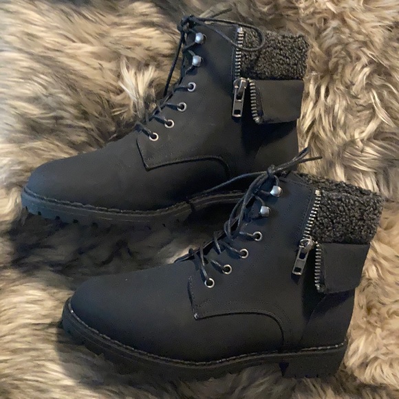 JustFab wide width boots - Picture 2 of 4